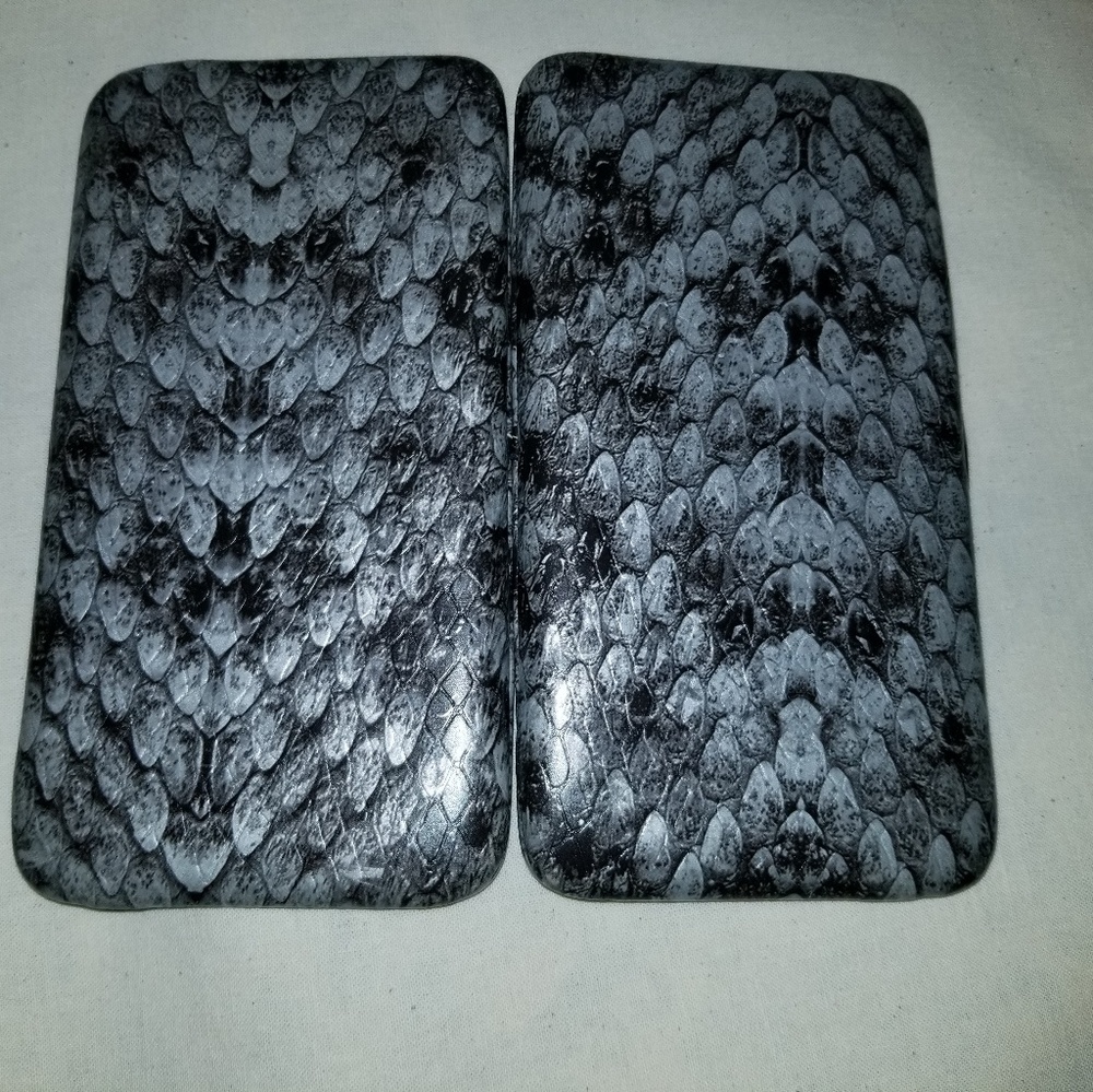 Wallet - Picture 3 of 3